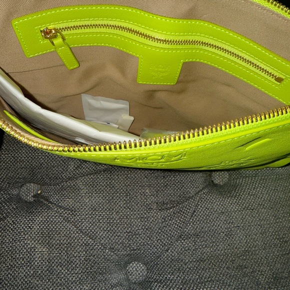 Brand new mcm crossbody/clutch/pouch - Picture 5 of 10